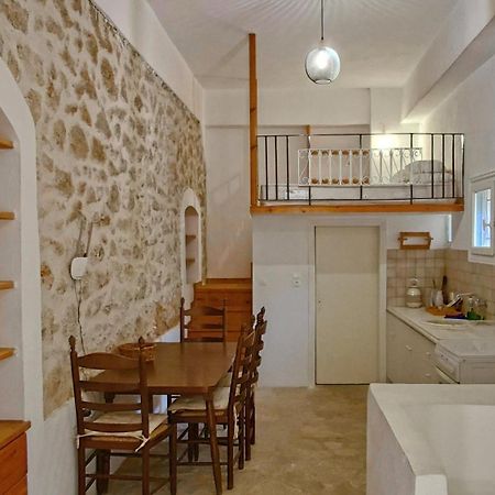 Apartament Στούντιο Σε Πέτρινο Σπίτι, Κοντά Σε Παραλία Kyparissia Zewnętrze zdjęcie