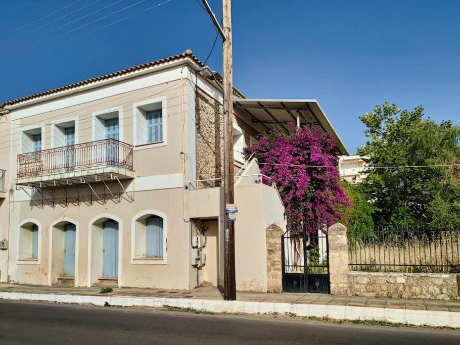 Apartament Στούντιο Σε Πέτρινο Σπίτι, Κοντά Σε Παραλία Kyparissia Zewnętrze zdjęcie